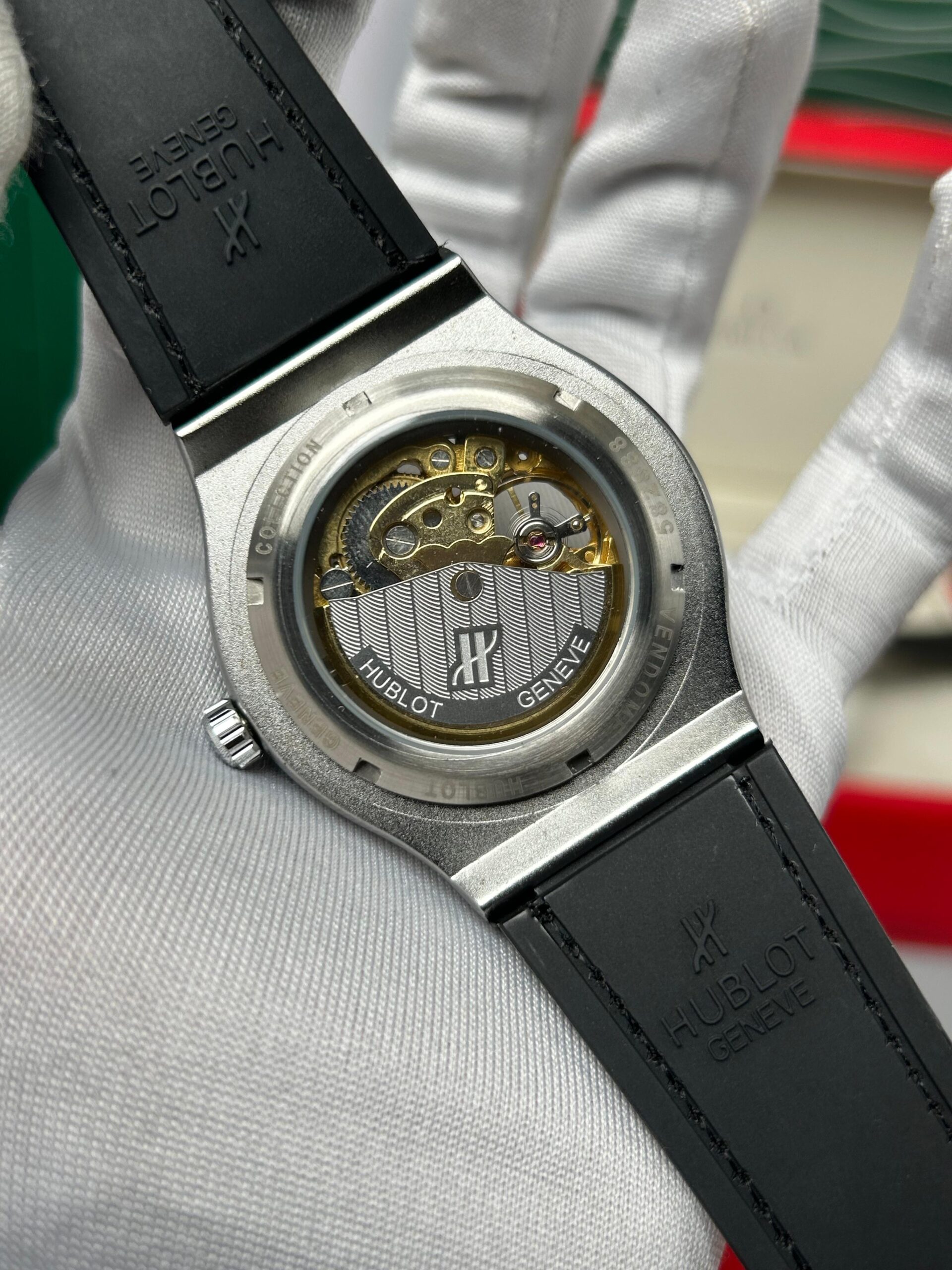 Hublot Automatic Movement Silicon belt Men's Watch - Image 4