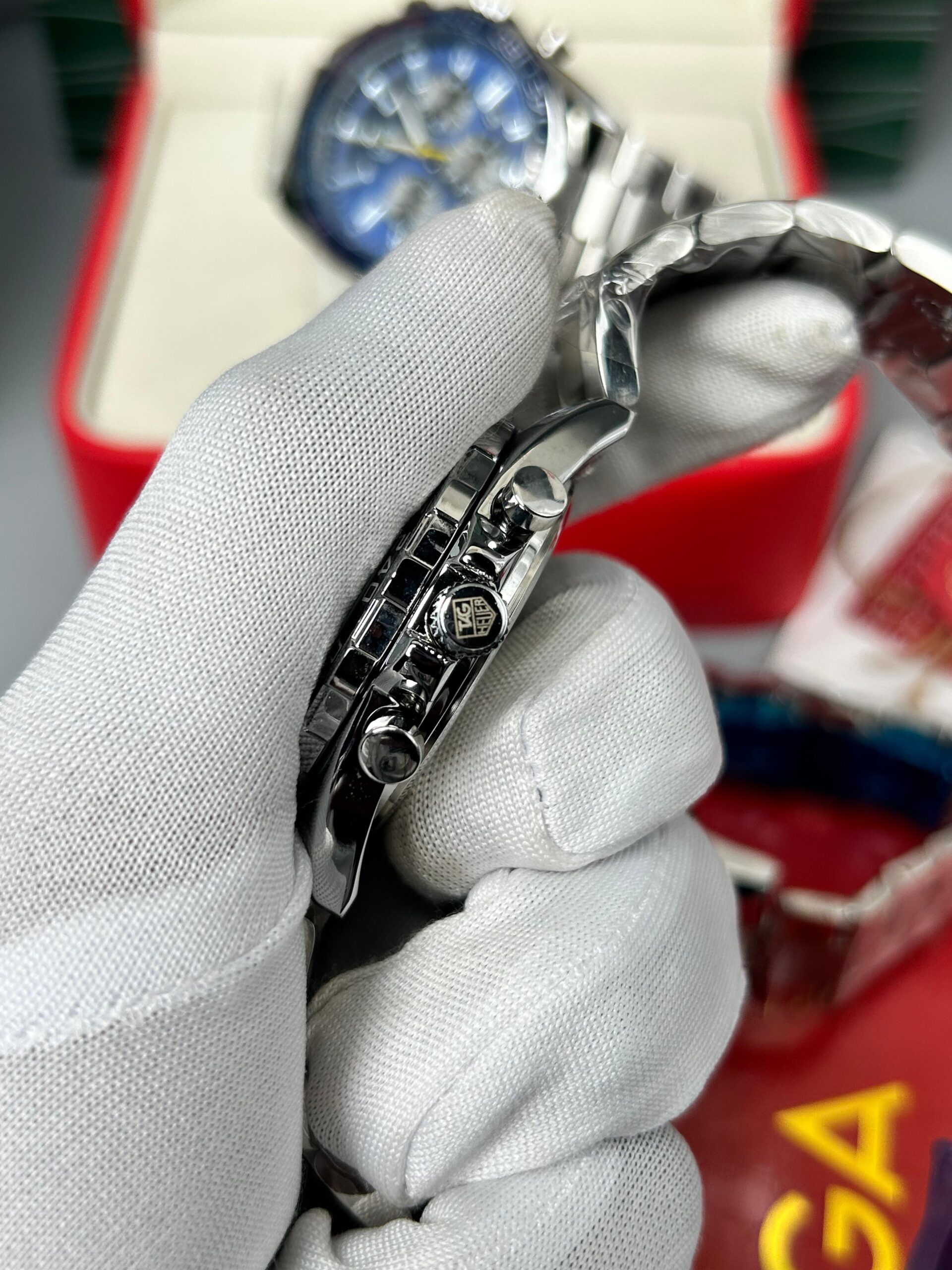 Tag Heuer Chronograph Date Active Men's Watch - Image 4