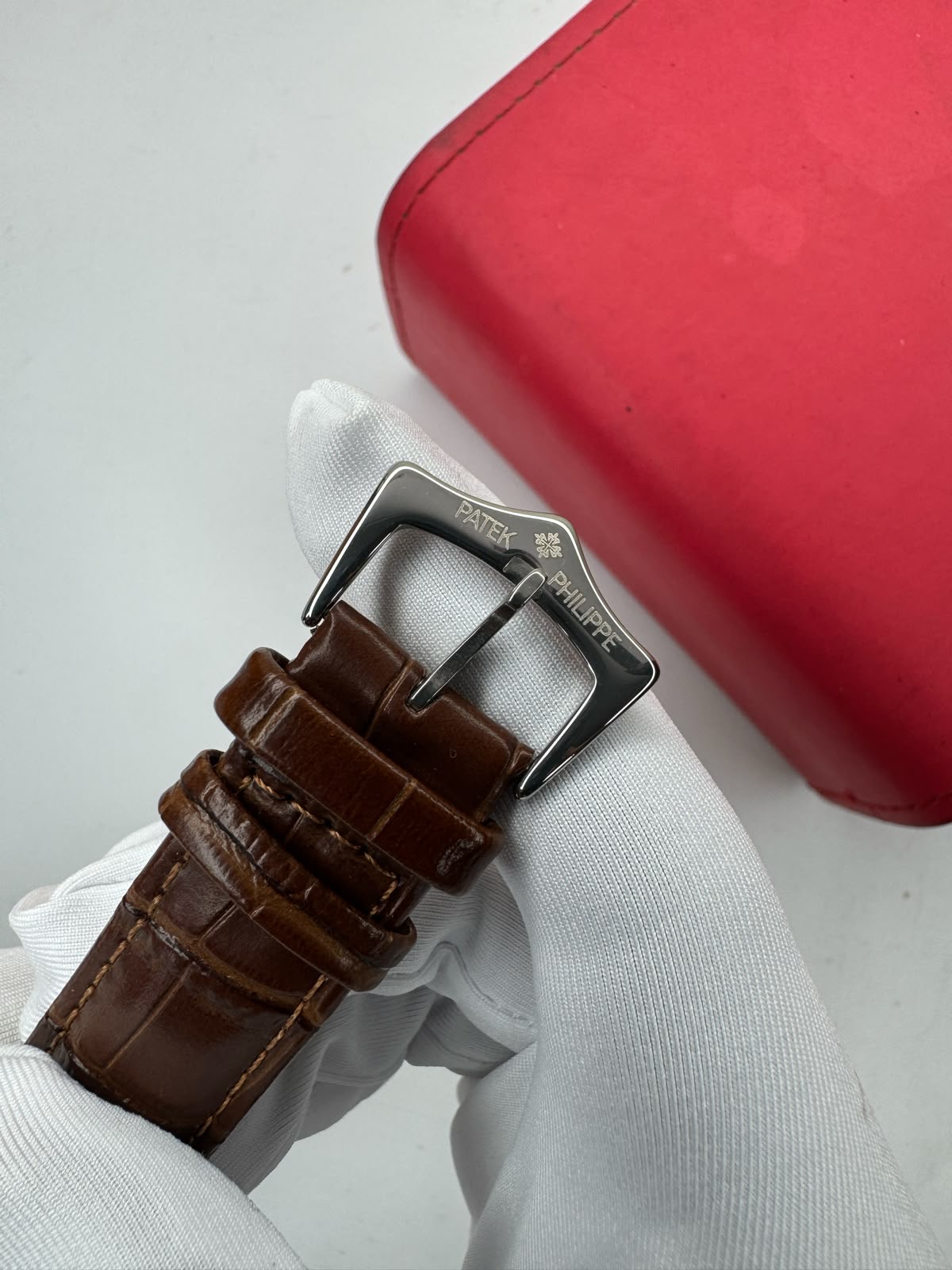 Patek Philippe Luxury Automatic Men's Watch with Genuine Leather Strap - Image 4